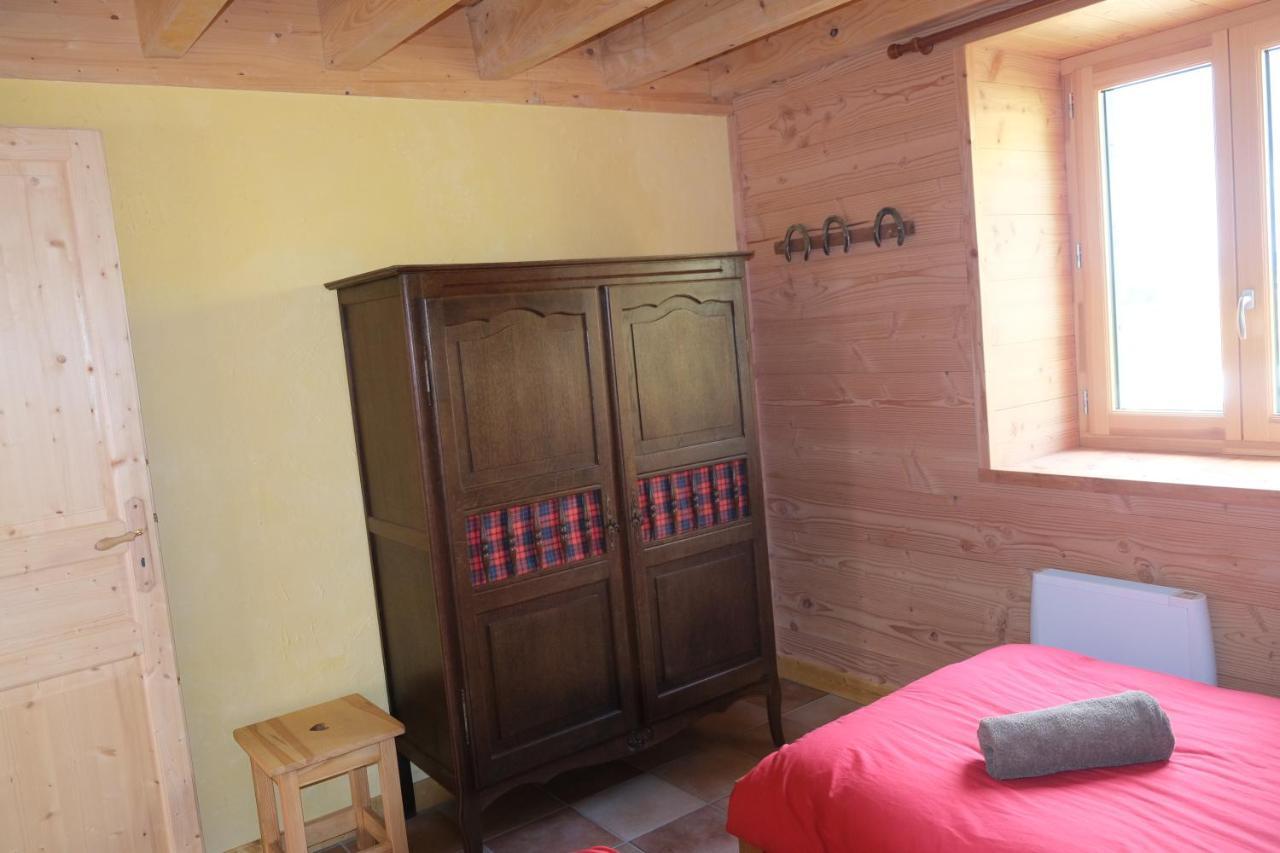 Gite Le Corral Cheminas Exterior foto